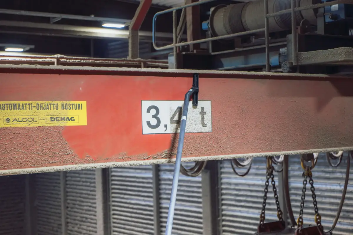 Nosturin pölynimurointi